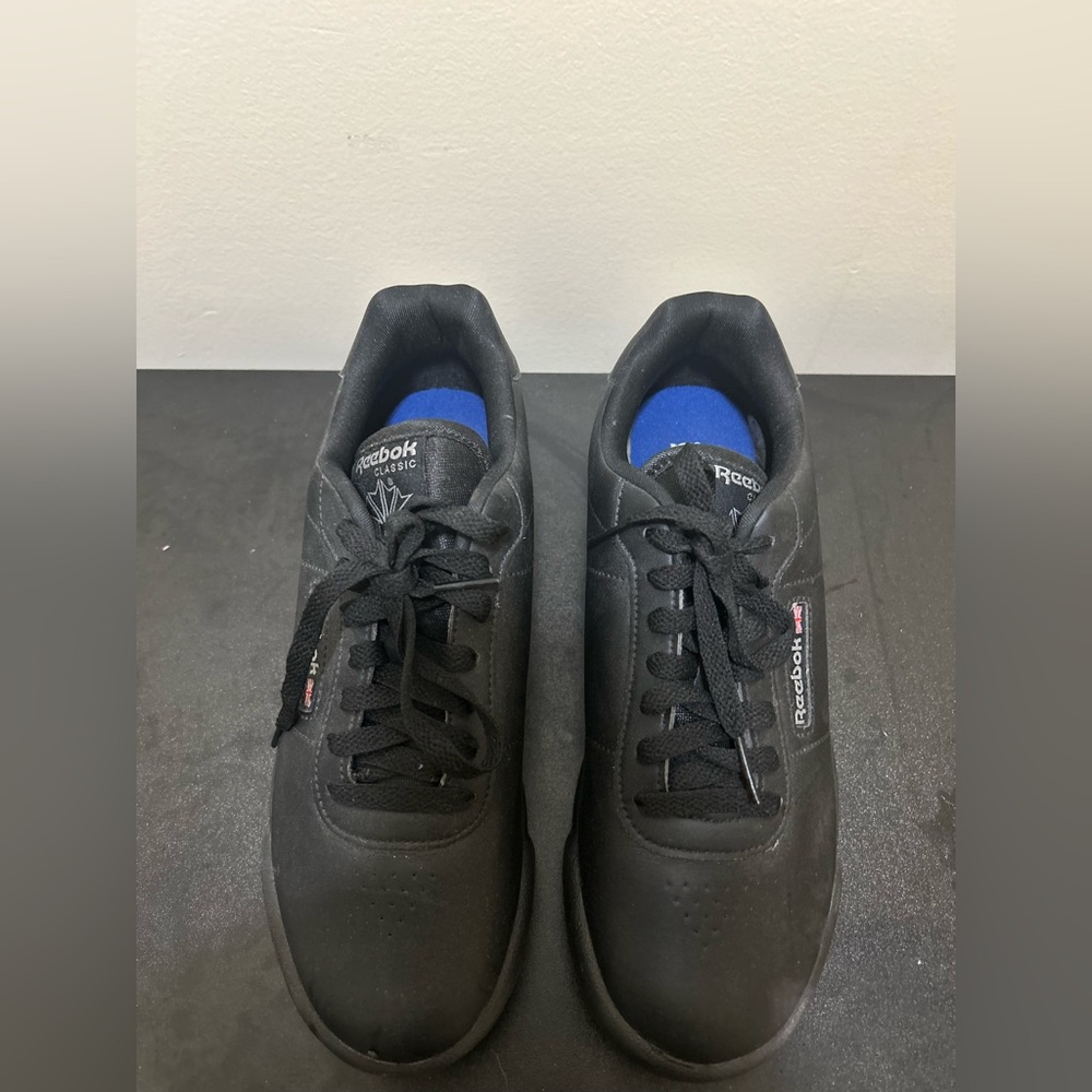 Black Reebok Shoes